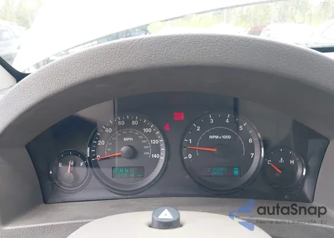 2005 Jeep Grand Cherokee Laredo z USA, uszkodzony, nr VIN 1J4HR48N15C687862